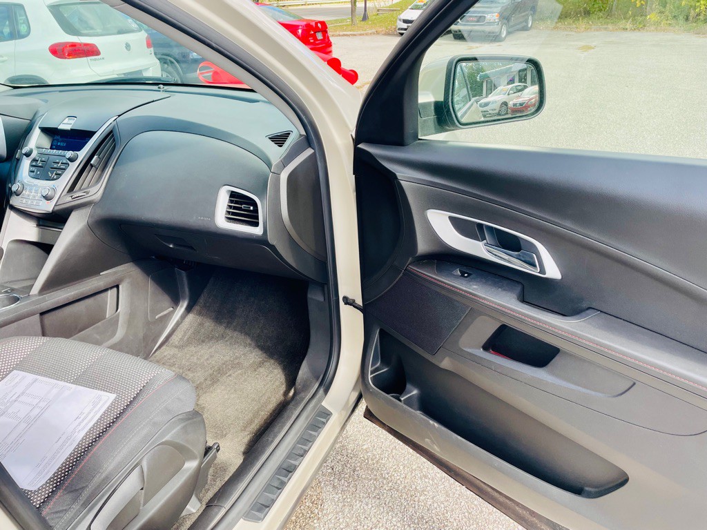 2011 Chevrolet Equinox Image 13