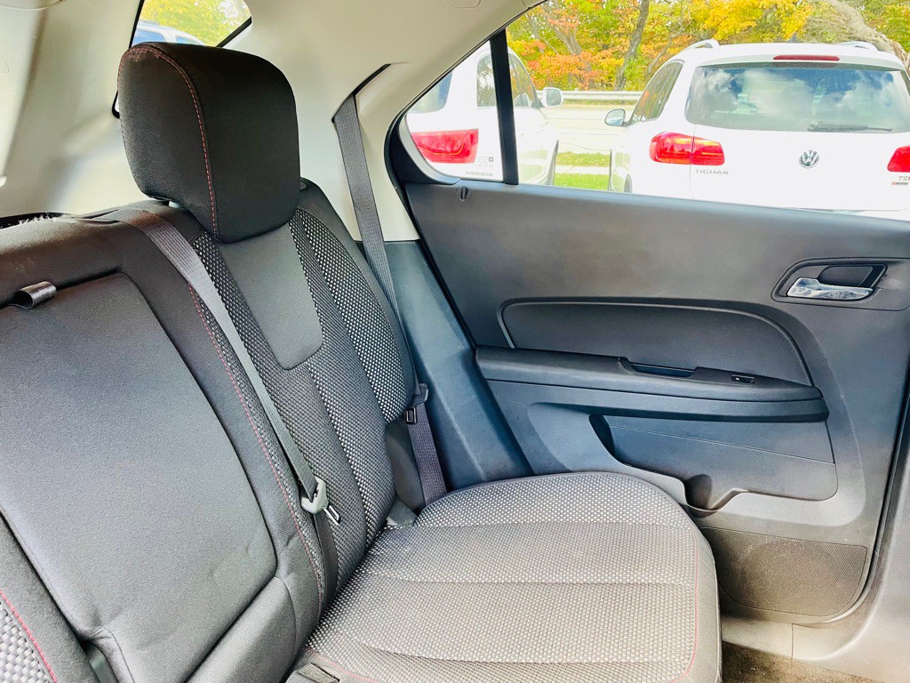 2011 Chevrolet Equinox Image 19