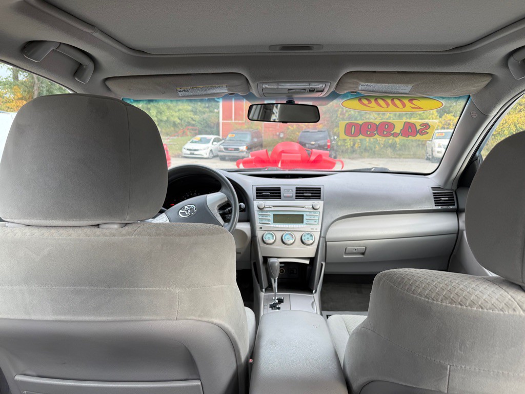 2009 Toyota Camry Image 8