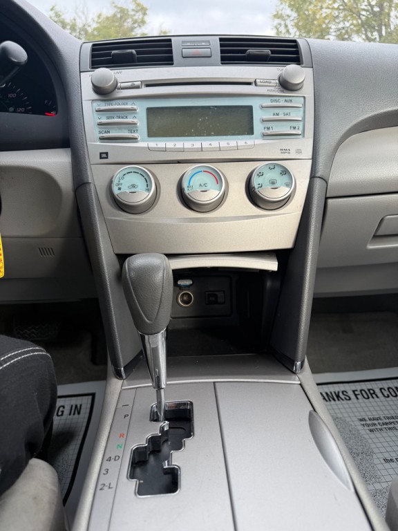 2009 Toyota Camry Image 11