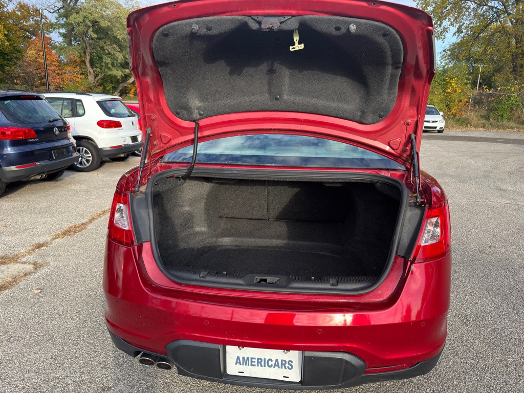 2010 Ford Taurus Image 20