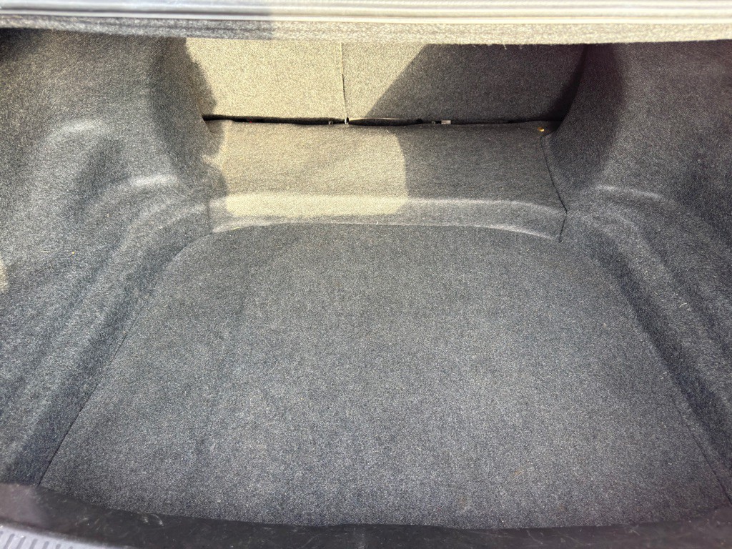 2010 Ford Taurus Image 21