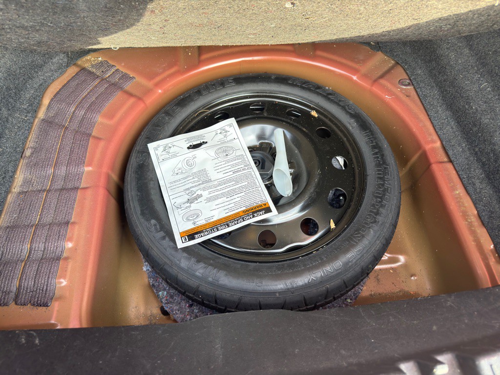 2010 Ford Taurus Image 22