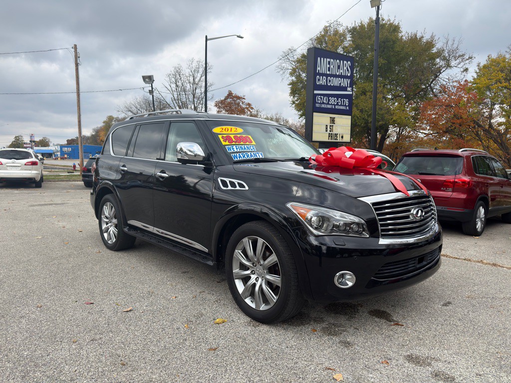 2012 INFINITI QX56 Image 2