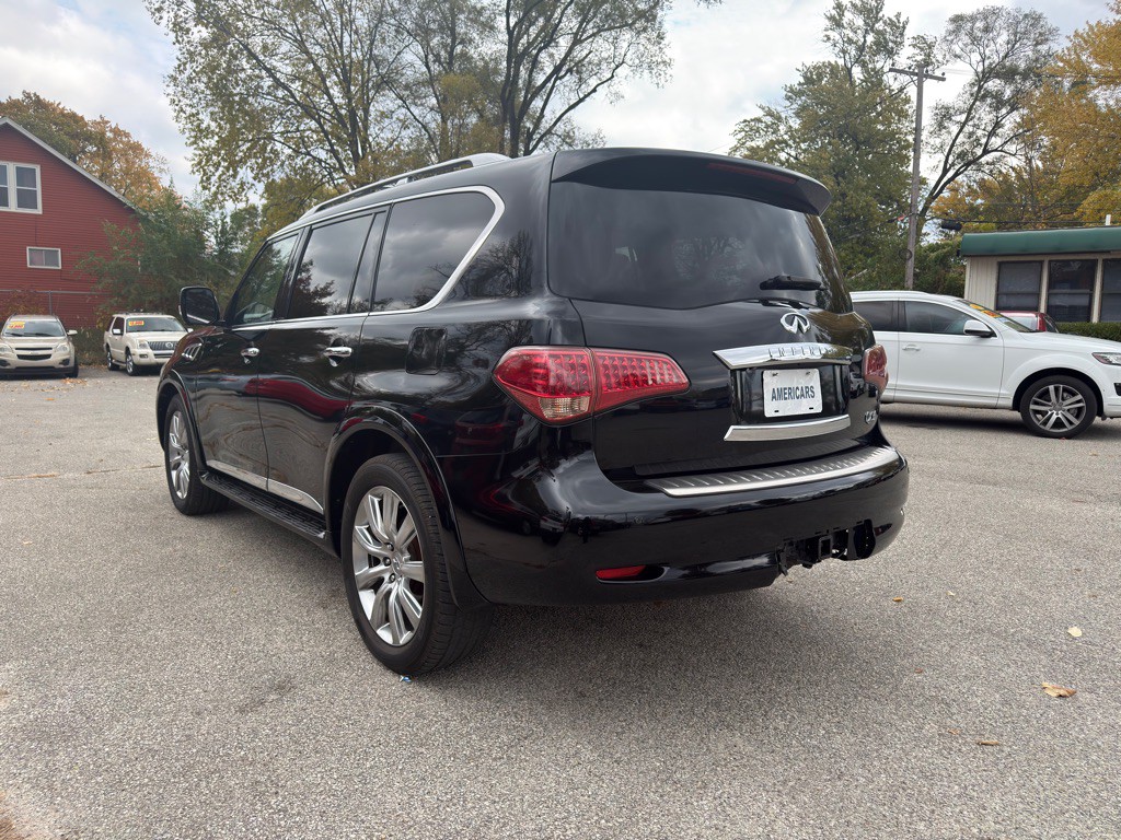 2012 INFINITI QX56 Image 6