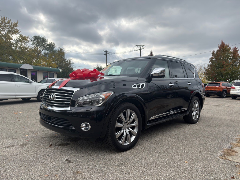 2012 INFINITI QX56 Image 8