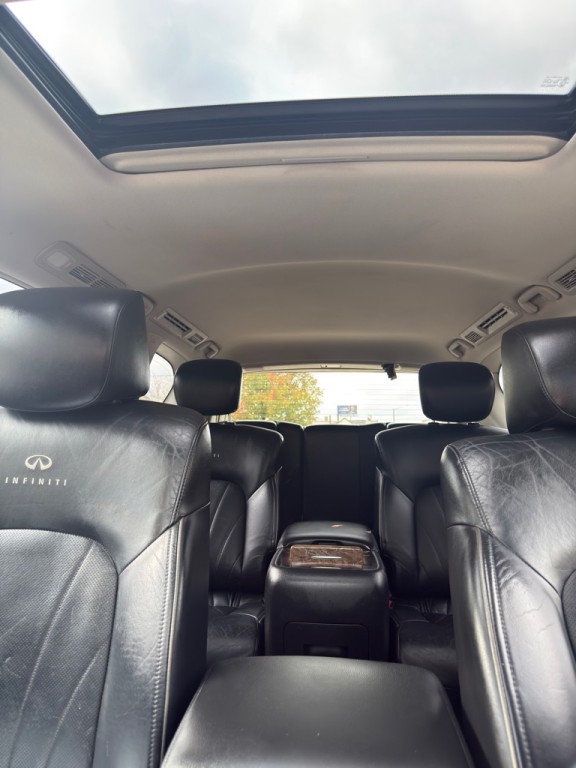 2012 INFINITI QX56 Image 21