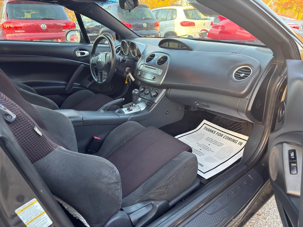 2012 Mitsubishi Eclipse Image 17