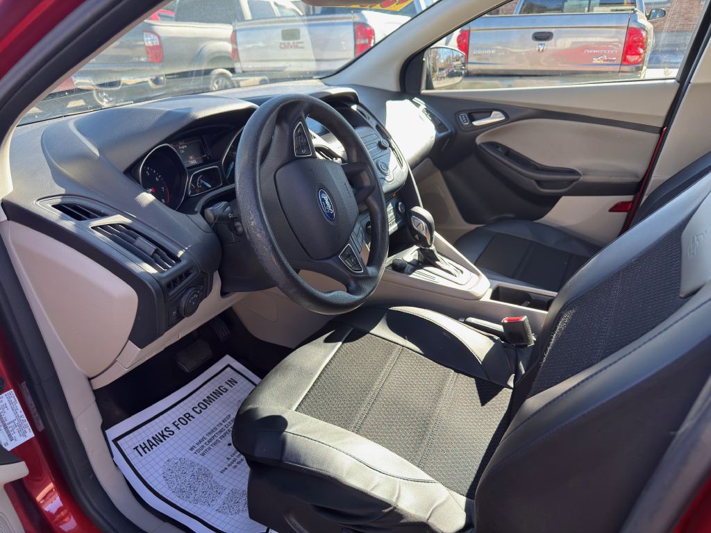 2018 Ford Focus Image 12