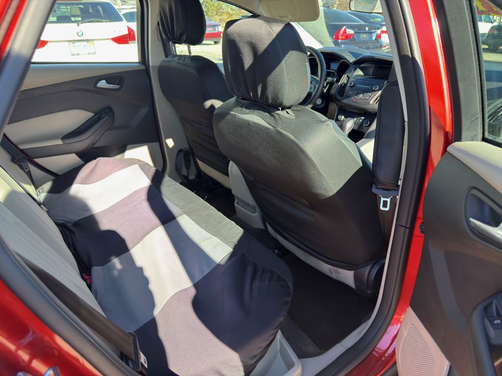 2018 Ford Focus Image 19