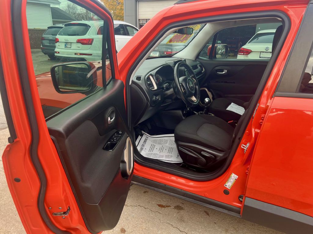 2015 Jeep Renegade Image 9