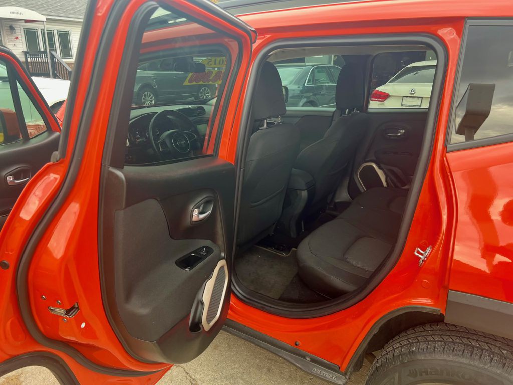 2015 Jeep Renegade Image 10