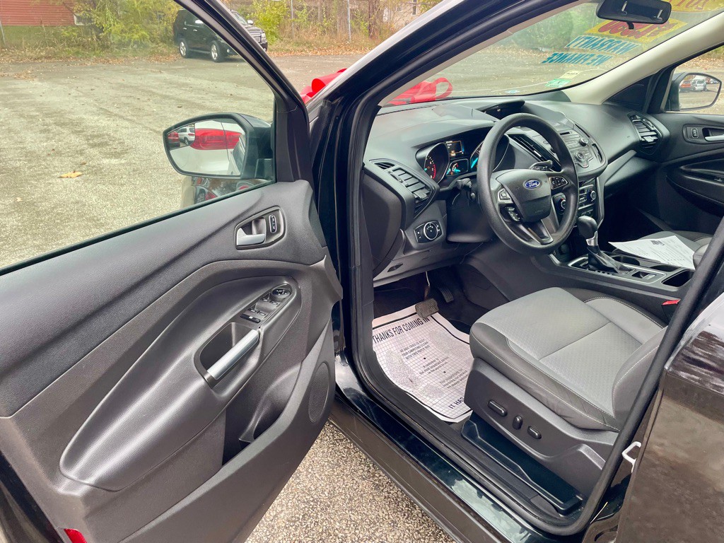 2017 Ford Escape Image 8