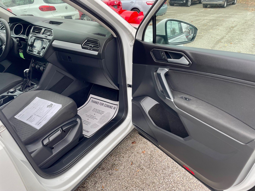 2018 Volkswagen Tiguan Image 12