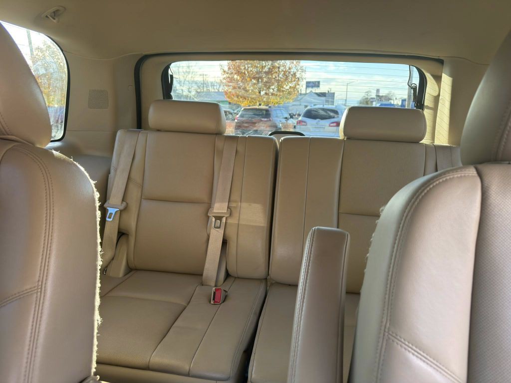 2012 Chevrolet Tahoe Image 10