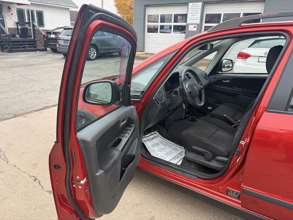 2012 Suzuki SX4 Image 9