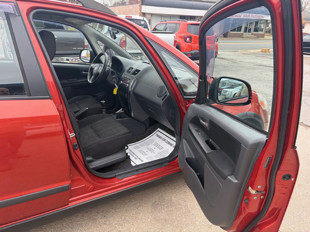2012 Suzuki SX4 Image 11
