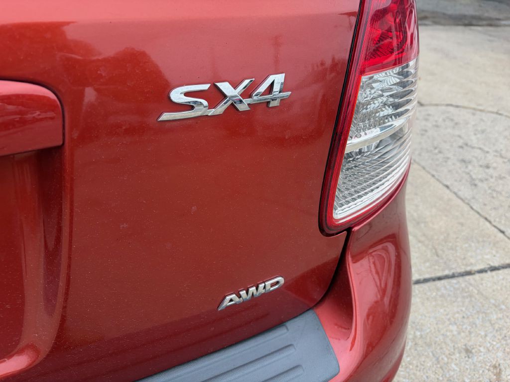 2012 Suzuki SX4 Image 17