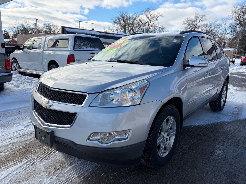 2011 Chevrolet Traverse Image 1