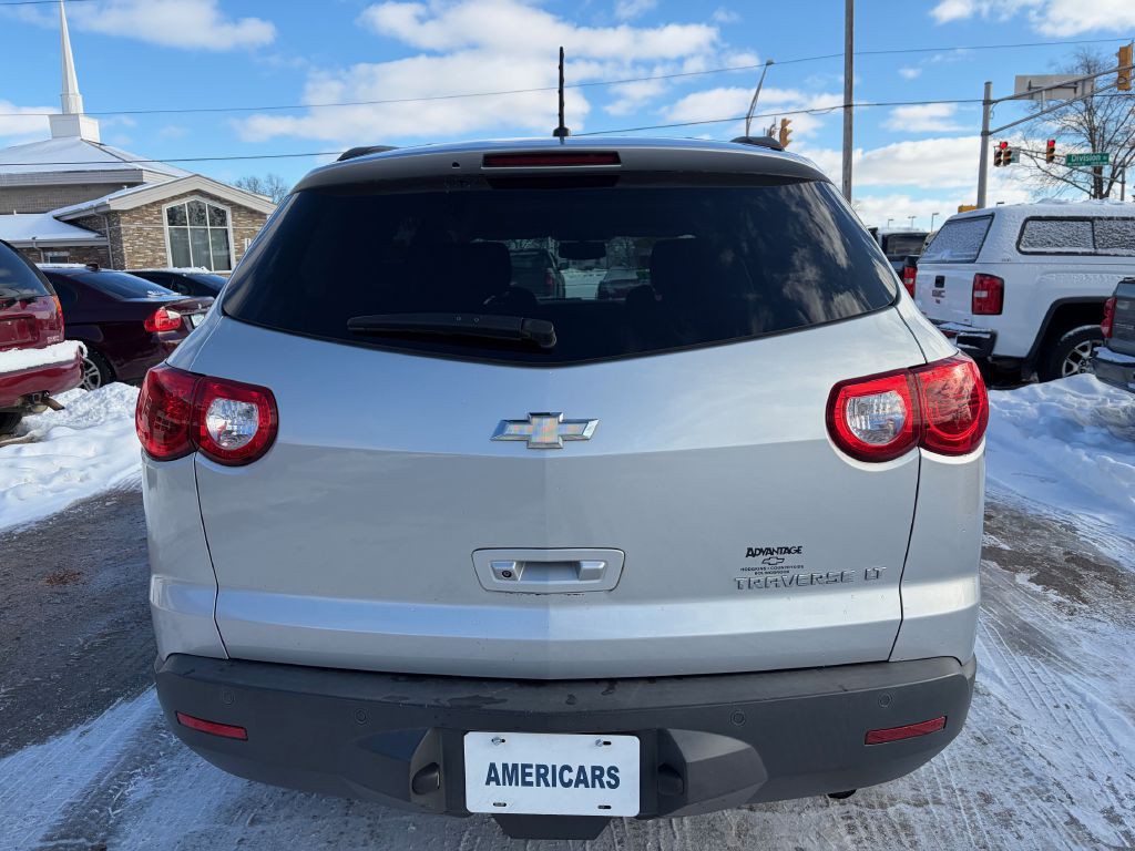 2011 Chevrolet Traverse Image 6