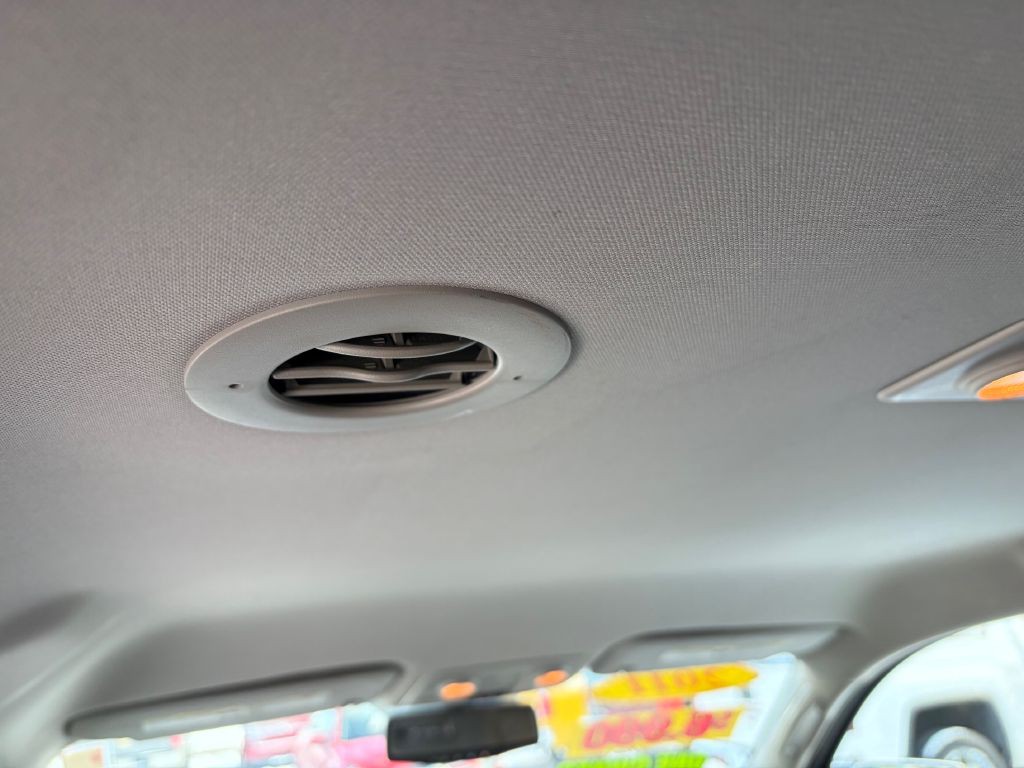 2011 Chevrolet Traverse Image 20