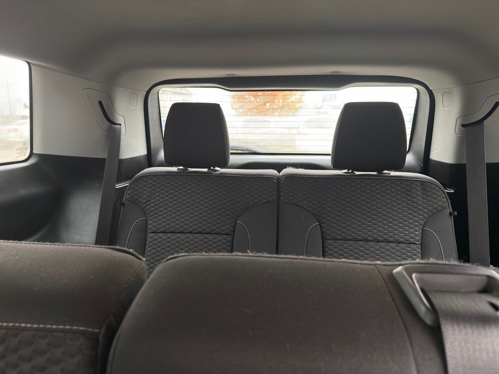 2017 GMC Acadia Image 11