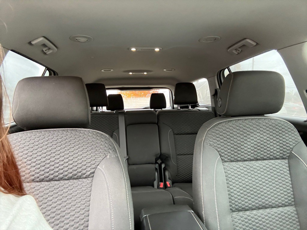 2017 GMC Acadia Image 18