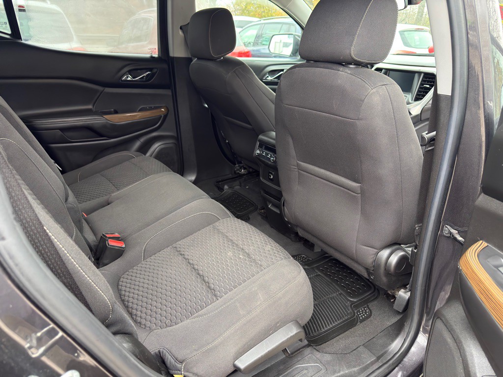 2017 GMC Acadia Image 21