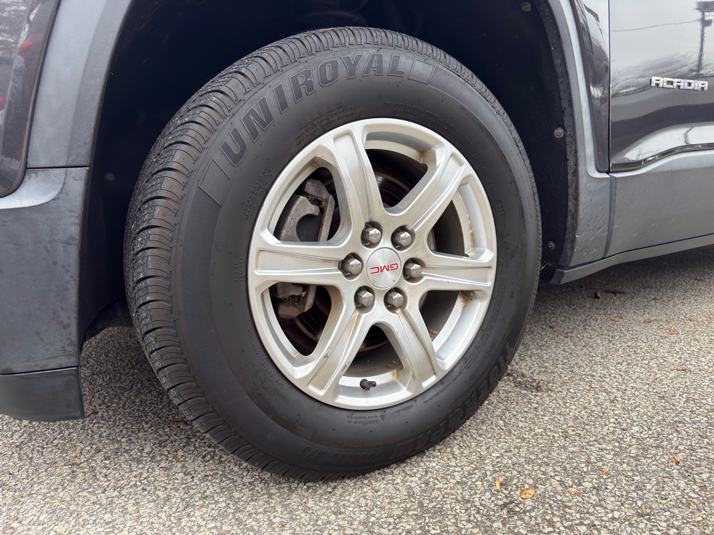 2017 GMC Acadia Image 25