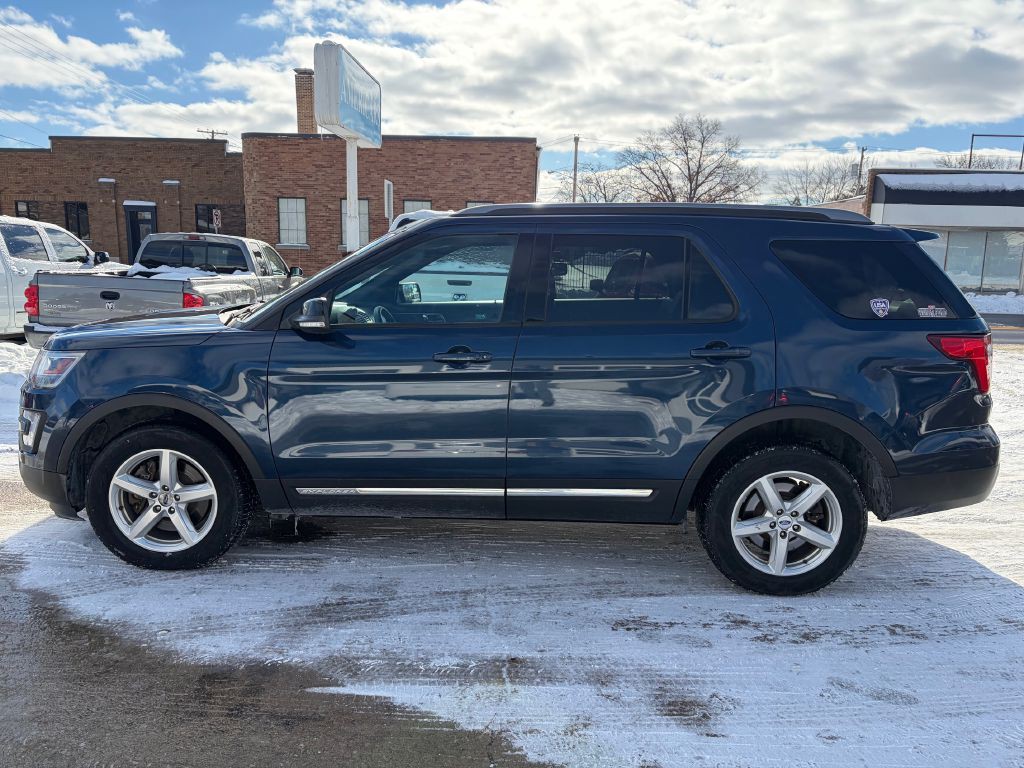 2017 Ford Explorer Image 8