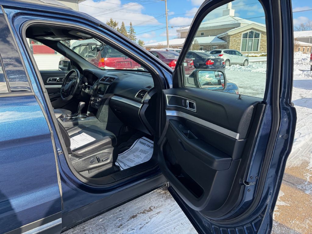 2017 Ford Explorer Image 12