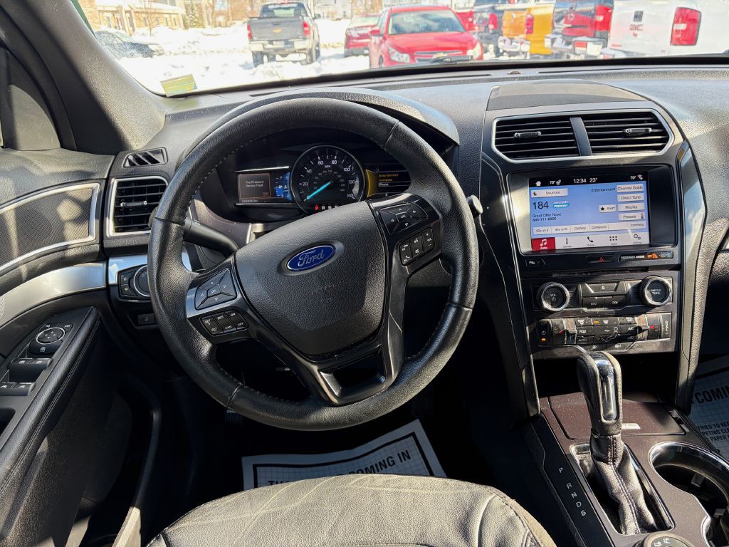 2017 Ford Explorer Image 20