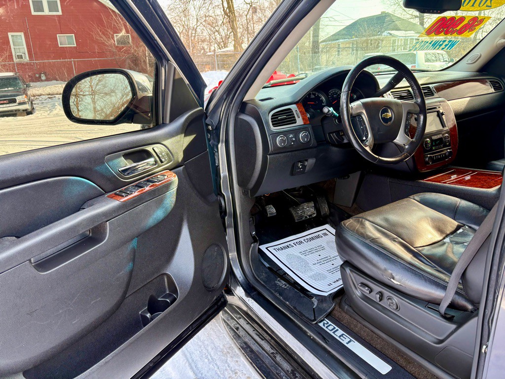 2010 Chevrolet Tahoe Image 9