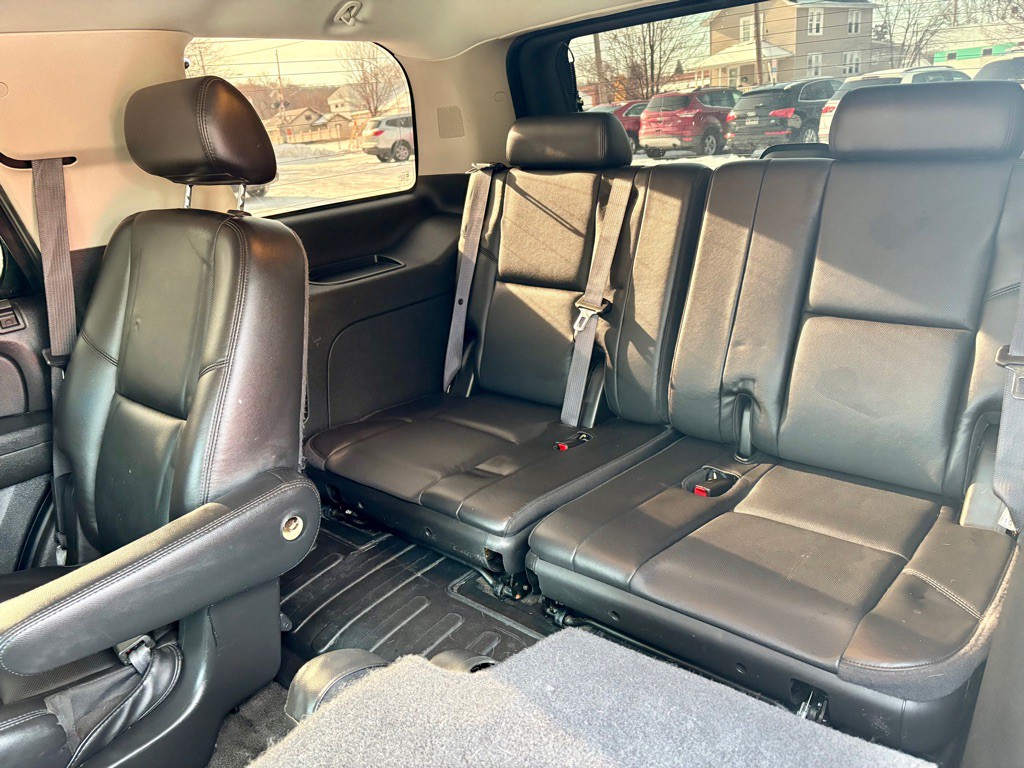 2010 Chevrolet Tahoe Image 16
