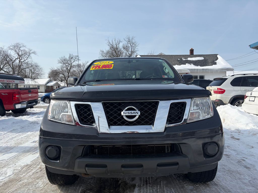 2015 Nissan Frontier Image 2