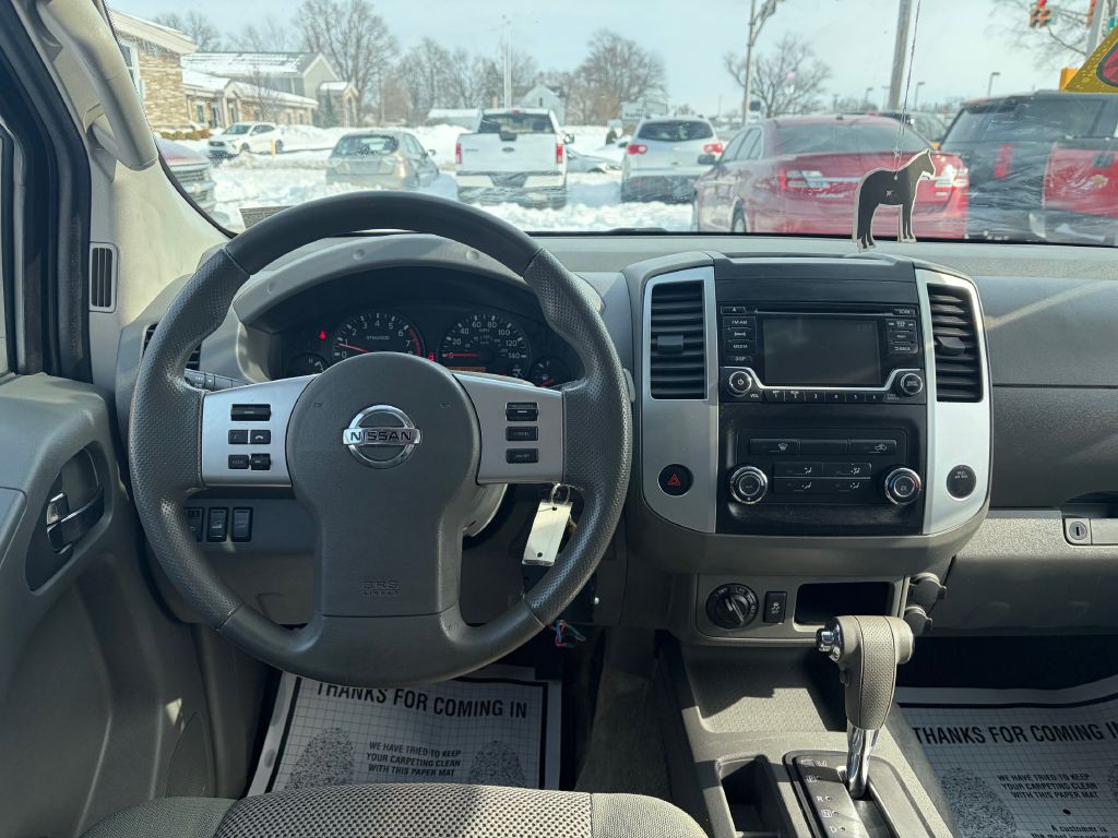 2015 Nissan Frontier Image 15