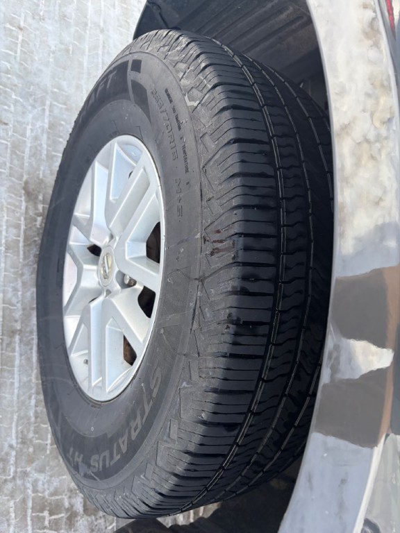 2015 Nissan Frontier Image 18