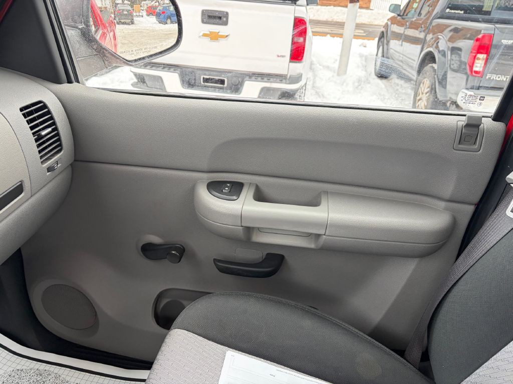 2007 Chevrolet Silverado 1500 Image 10