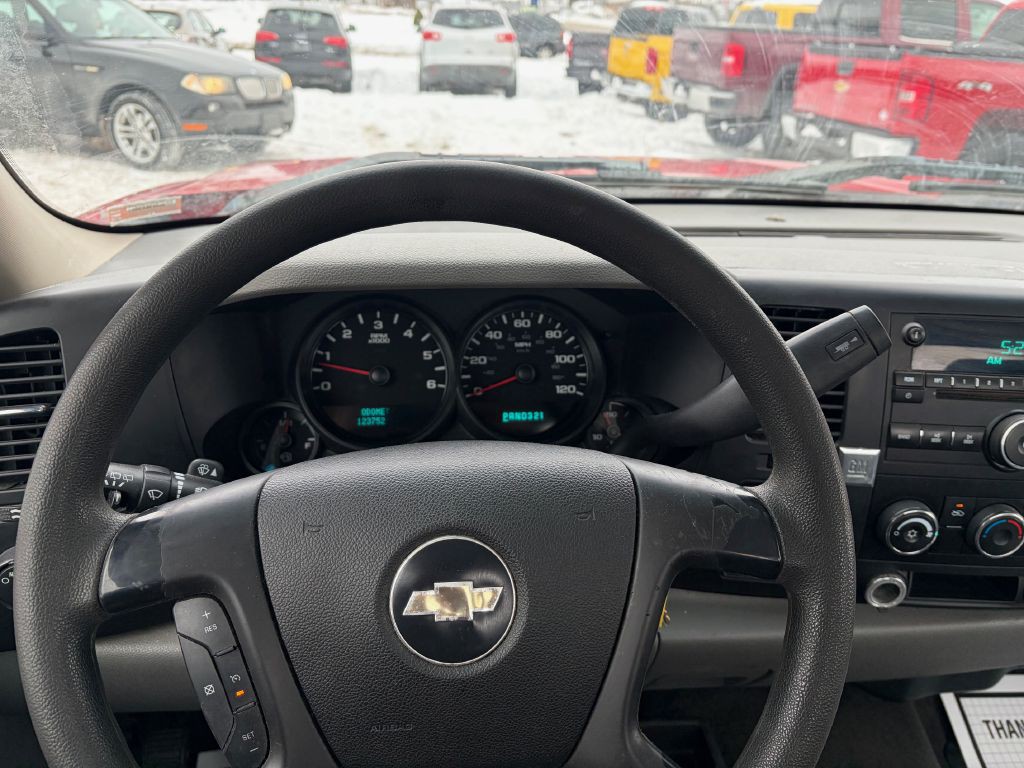 2007 Chevrolet Silverado 1500 Image 12