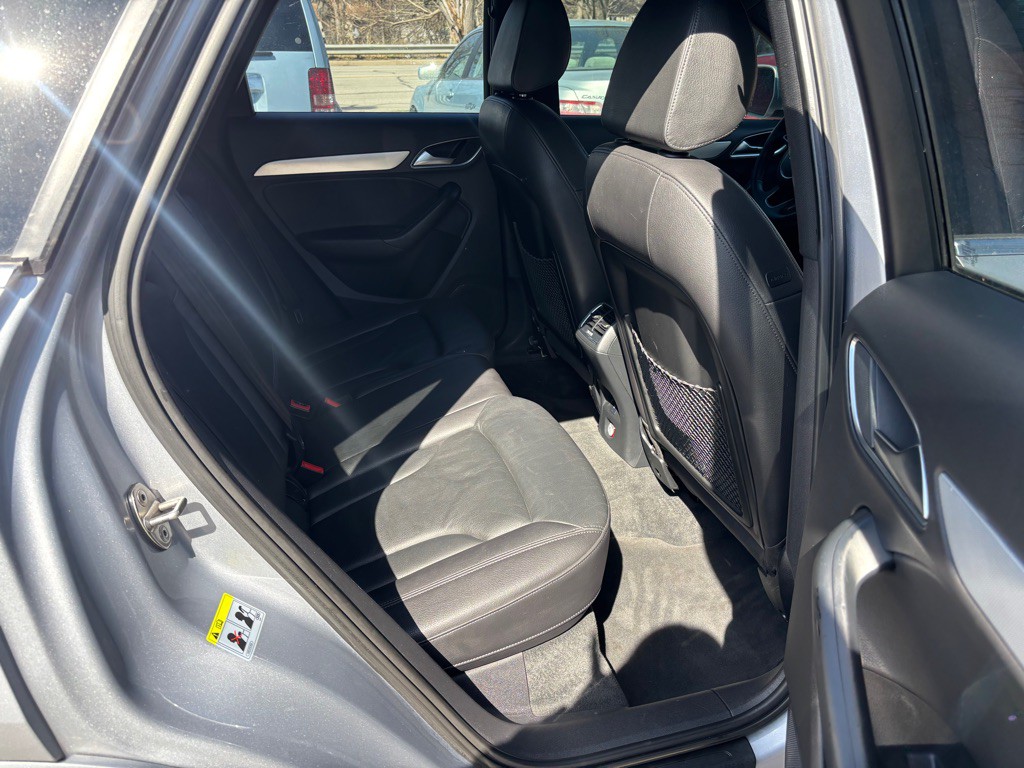 2015 Audi Q3 Image 14