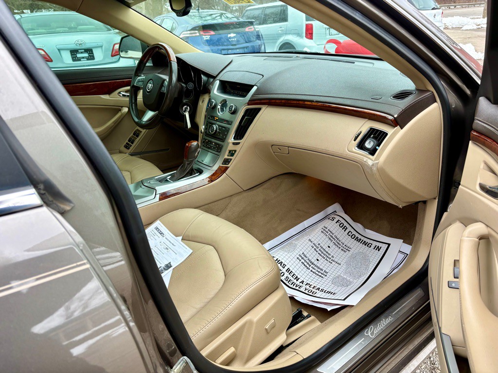 2012 Cadillac CTS Image 10