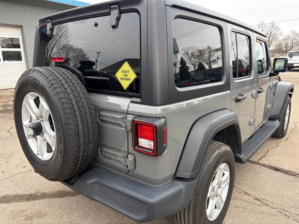2022 Jeep Wrangler Unlimited Image 5