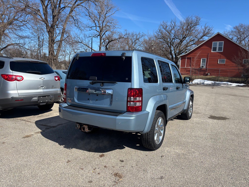 2012 Jeep Liberty Image 5