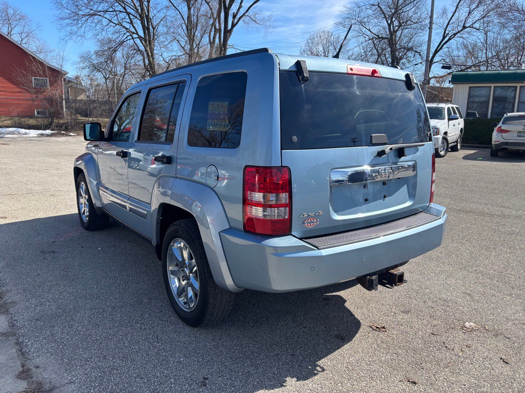 2012 Jeep Liberty Image 7