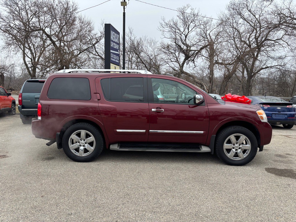 2012 Nissan Armada Image 4