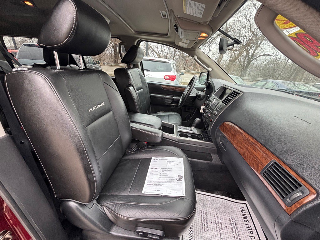 2012 Nissan Armada Image 12