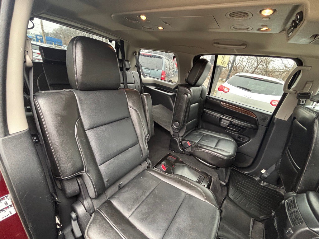 2012 Nissan Armada Image 19