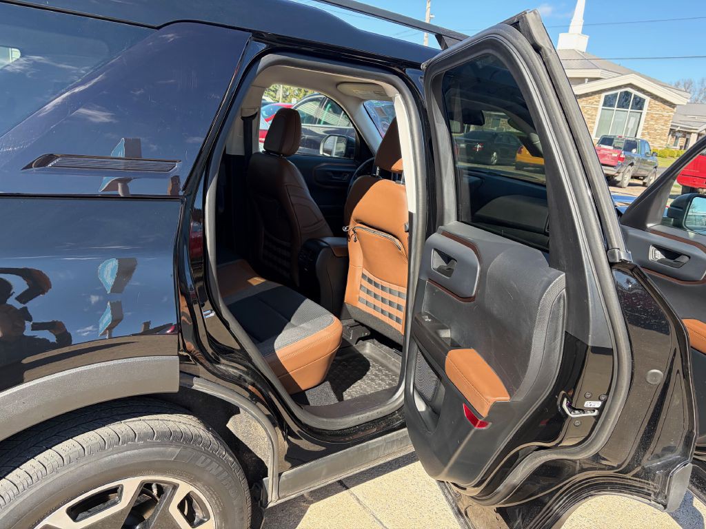 2021 Ford Bronco Image 12