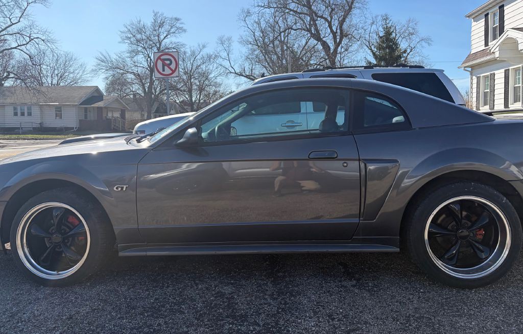 2003 Ford Mustang Image 8