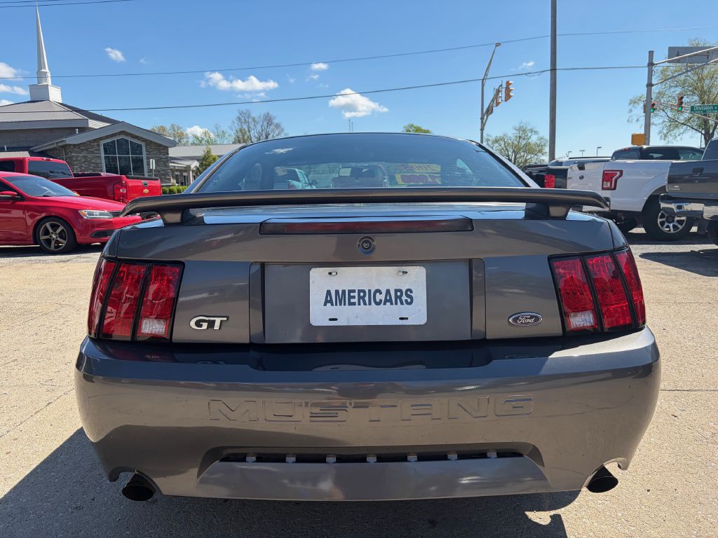 2003 Ford Mustang Image 6